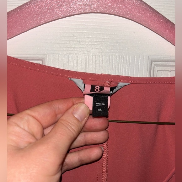 Express Cap Sleeve Scoop Neck Lightweight Blouse in Dusty Rose size XXL - Picture 3 of 3